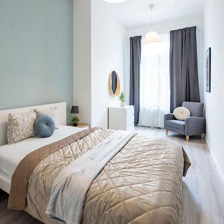 Super Central Cozy Apartment Next To The Budapest Eye Bagian luar foto